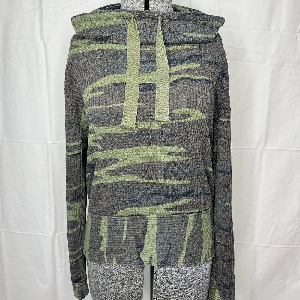Z-Supply Camo hoodie